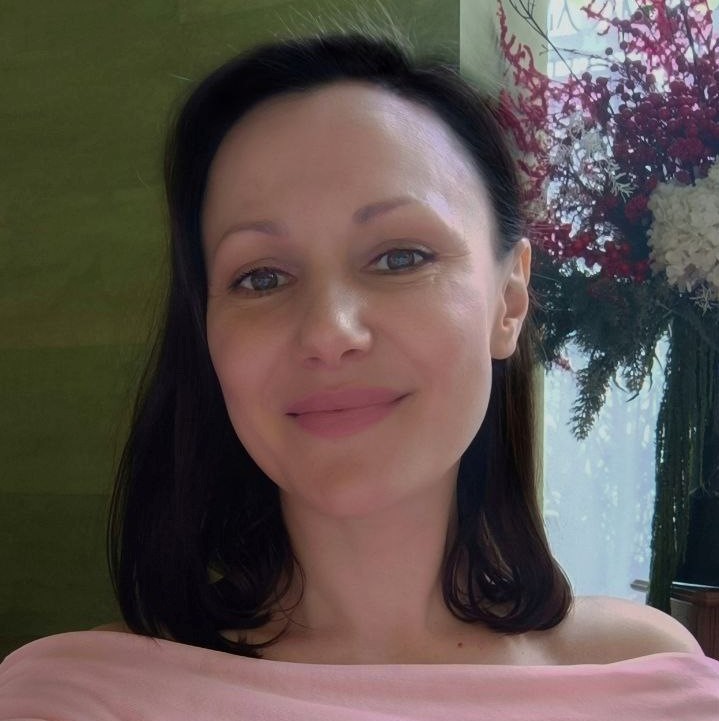 Оксана Неклюдова — женский коуч, цифровой психолог и астропсихолог